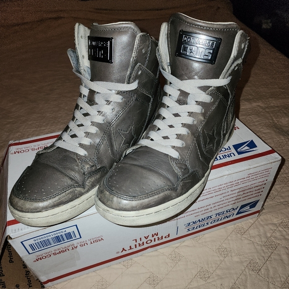 John Varvatos x Converse Distressed Leather Mid Weapon High Top Sneakers - Picture 13 of 16
